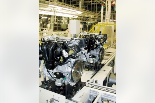 エンジン組立ライン